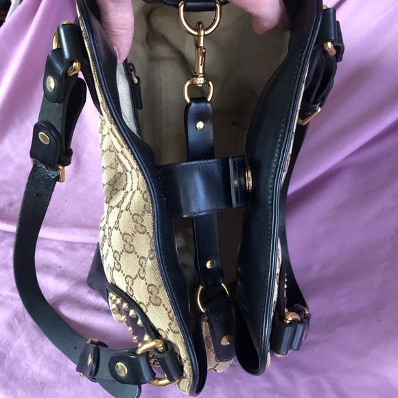 GORGEOUS EUC Authentic Gucci studded shoulder bag tote beige with black handle - Picture 9 of 15